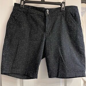 Lee Women’s Black and White Dotted Shorts